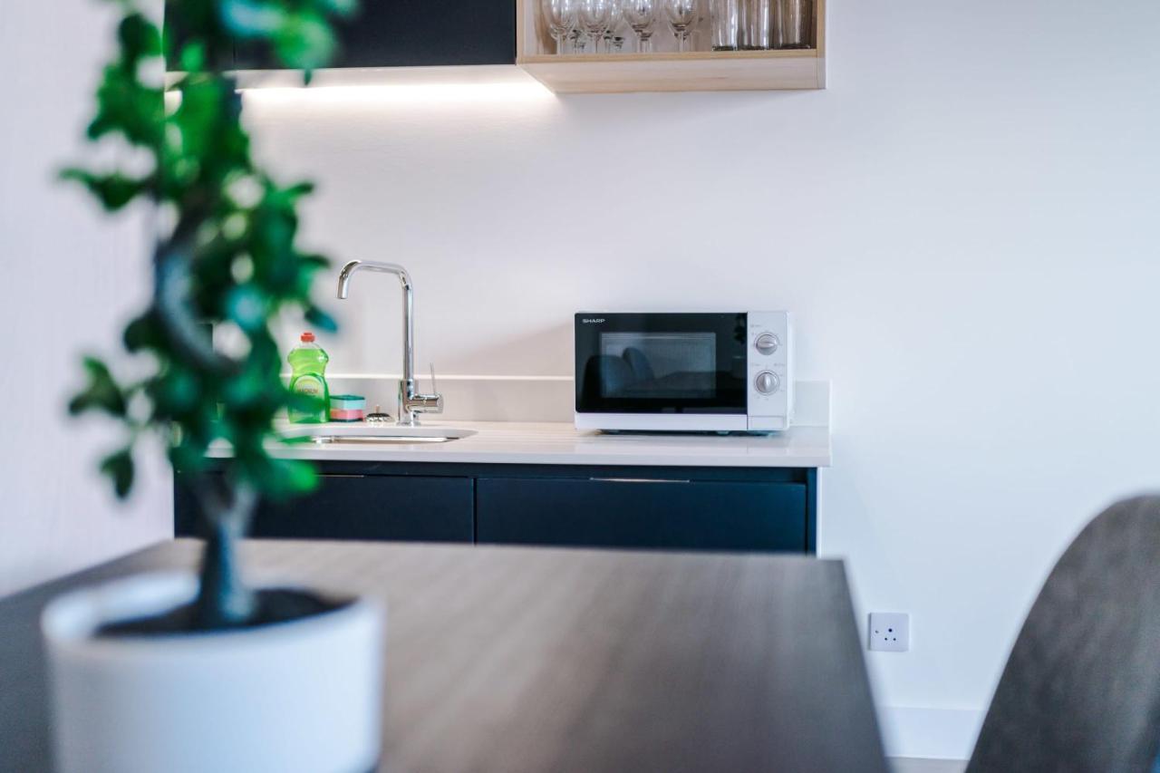 Sky Gardens - Modern Duplex Apartment